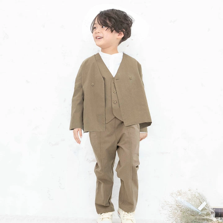 キッズ/ベビー/マタニティmingo kids ミンゴキッズ　スーツ　セットアップ　入学式